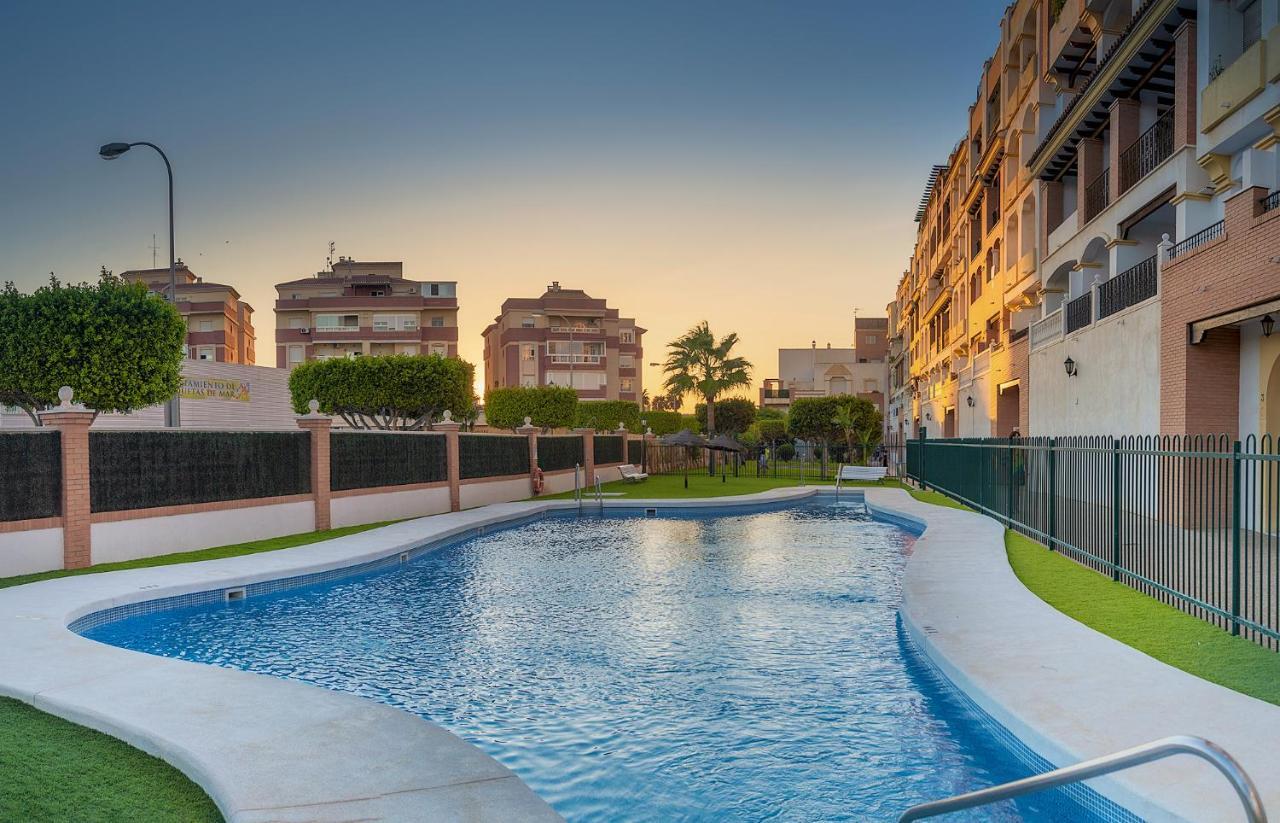Apartamento 2 Dormitorios En La Mejor Zona De Roquetas Roquetas de Mar Buitenkant foto